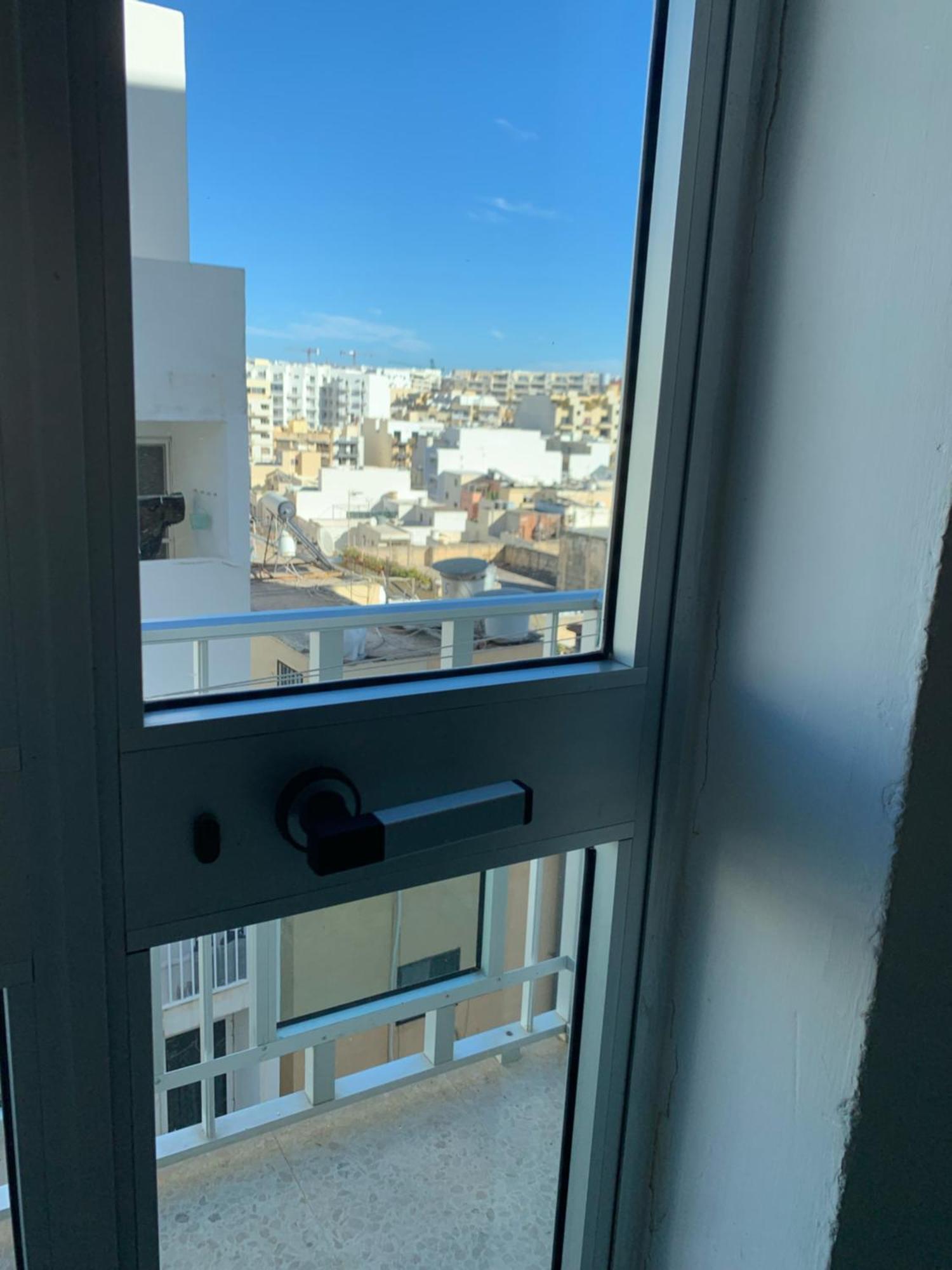 For Rest Aparthotel セント・ポールズ・ベイ エクステリア 写真