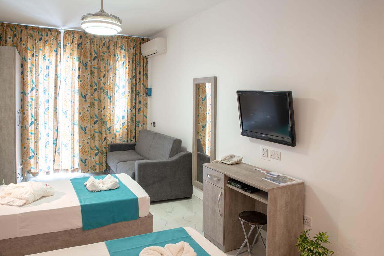 For Rest Aparthotel セント・ポールズ・ベイ エクステリア 写真
